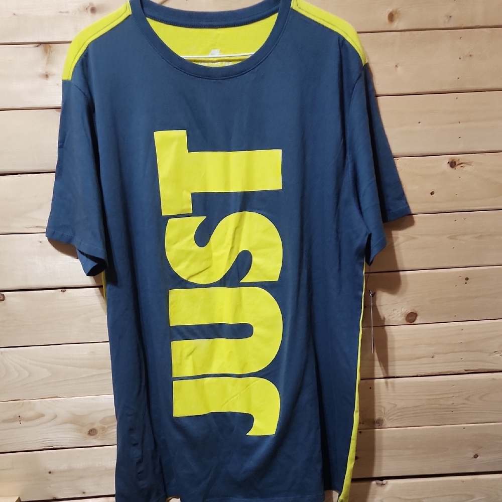 Nike Blue and Yellow Graphic Tee Size XL NEW - Picture 1 of 6